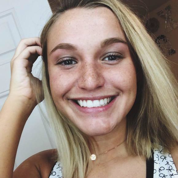 Meet your Posher, Maddy - Picture 1 of 1